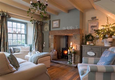 Cosy Sitting Room House And Home Magazine 25 Beautiful Homes