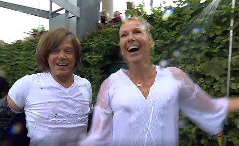 Zdf television garden) is a german entertainment tv show broadcast live from the grounds of the zdf broadcasting centre at mainz. Andrea Kiewel duscht im Fernsehgarten und zeigt ihre ...