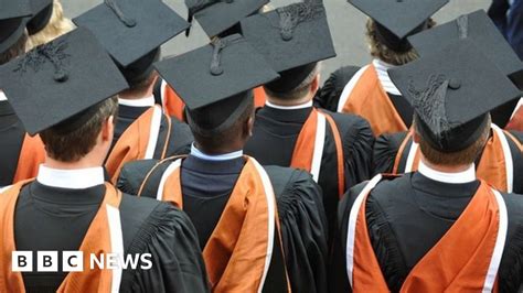Higher Debts May Deter Poor Students From University Says Report Bbc