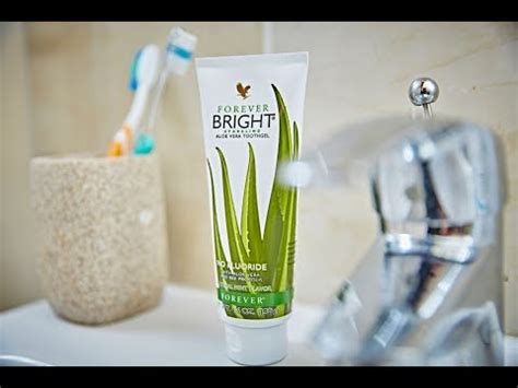 Forever bright™ toothgel rengör ordentligt och motverkar därigenom plack och dålig andedräkt. Forever Living Bright Toothgel - YouTube