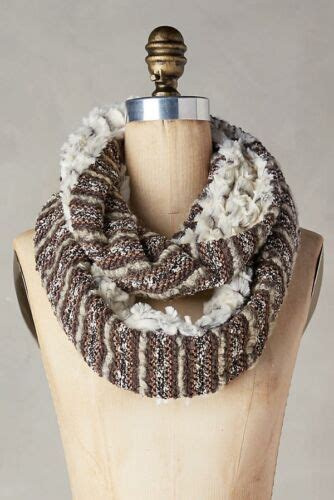 Anthropologie Madison 88 Womens Gray Ausaria Infinity Scarf Faux Fur