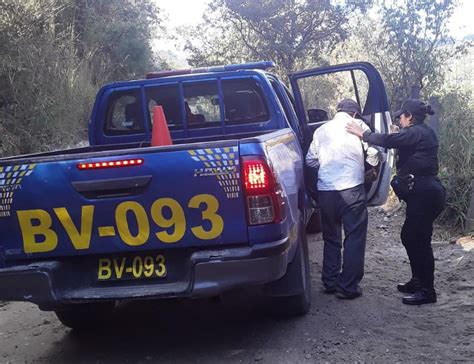 PNC de Guatemala on Twitter PNC brinda apoyo humanitario a ciudadano Agentes de la Policía