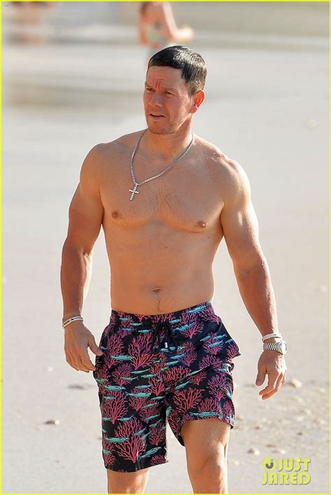 Mark Wahlberg Hits The Beach In Barbados Shows Off Hot Bod Photo 4407060 Mark Wahlberg