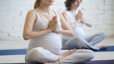 Right Way To Do Meditation In Pregnancy Meditation Benefits For Women Samp Meditation In