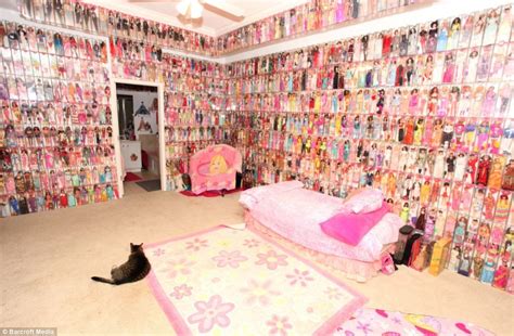 Im Barbie Man Collector Spends 80000 And Fills Four Bedrooms On 3000 Barbies And He Says