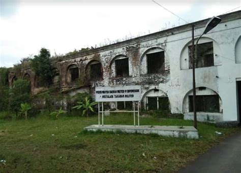 Benteng Pendem Ambarawa Semarang Jelajahi Indonesia
