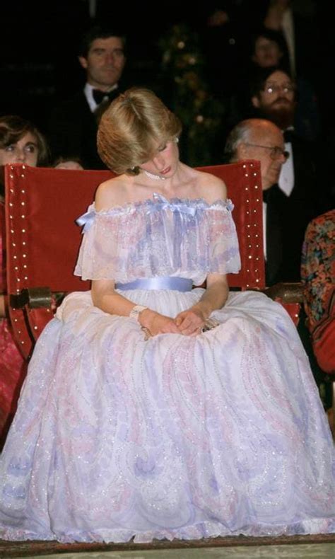 Princess Diana Sleeping At A Royal Party Is The Ultimate Mood