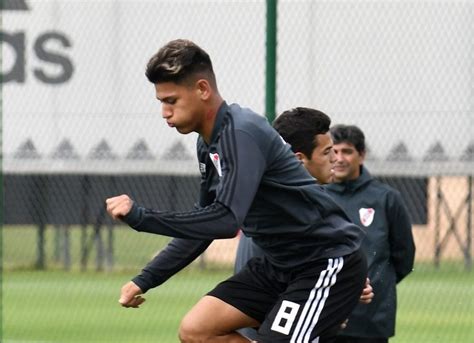Jorge carrascal is currently playing in a team river plate. River convocó por primera vez a Jorge Carrascal por Copa ...