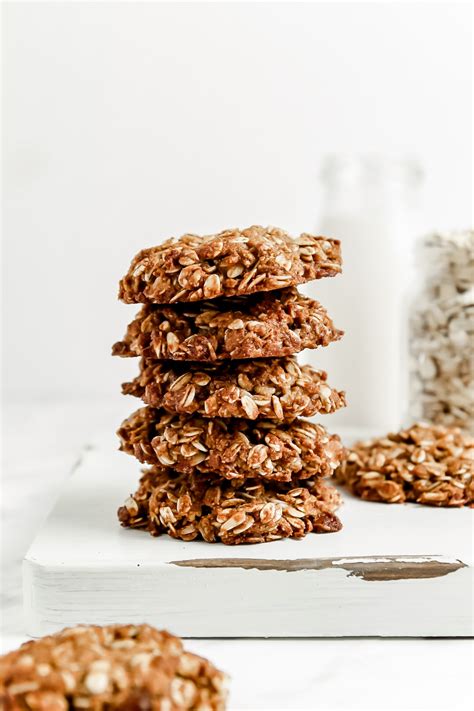 It's should come as no surprise that i am obsessed with these almond cookies. Healthy Almond Flour Oatmeal Cookies (Soft & Chewy!)