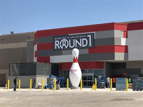 Round1 Bowling And Amusement Center Has A Tentative Opening Date