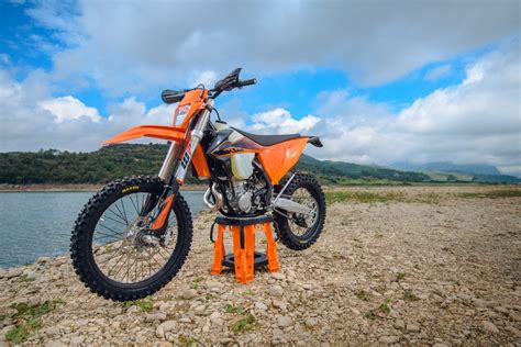 According to the dealer ktm sent all the leftovers thier way which totalled 18 500sixdays and they currently have about. Impression: 2020 KTM 500 EXC-F - MotoOnline.com.au