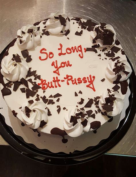 15 Hilarious Farewell Cakes That Employees Got On Their Last Day At