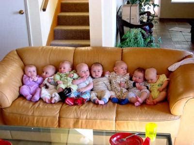 To husbands who have no idea what to do to help your stressed out and overwhelmed wife. Where's Luke?: Some lady just had eight friggin' babies