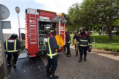 Jun 29, 2021 · derrumbe miami. Bomberos de Tenerife: Campaña de Navidad 2010: Bomberos de ...