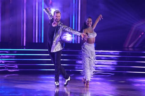 How To Watch The Semifinals On ‘dancing With The Stars Tonight 1128