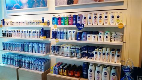 92 reviews of nivea such a wide range of products not found in the us! Nivea Haus, a concept store da Nivea em Hamburgo - Viagem ...