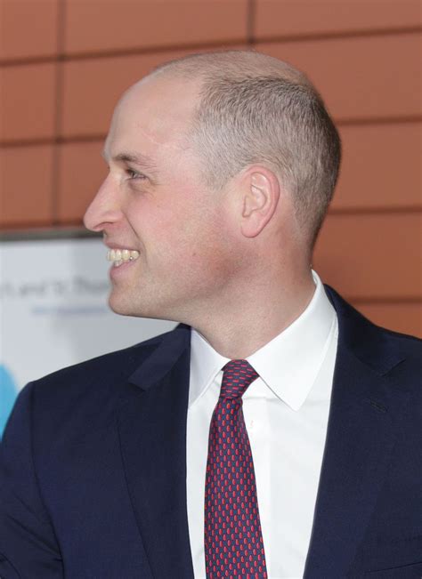 Die letzten artikel und nachrichten über prinz william: Prinz William mit Fast-Glatze - DER SPIEGEL