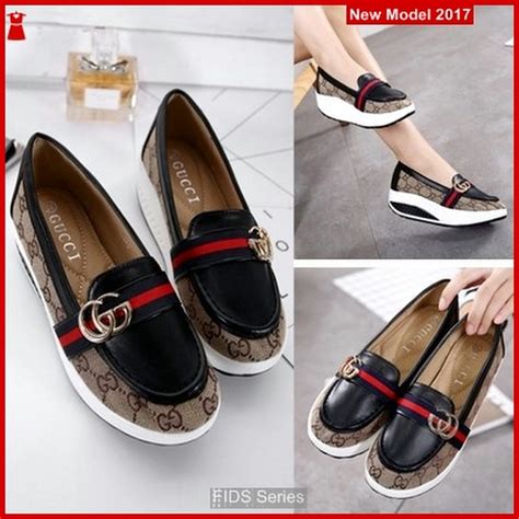 40+ Trend Masa Kini Sandal Pria Gucci