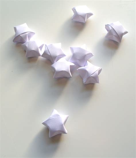 Nostalgiecat Small Decorative Origami Paper Stars