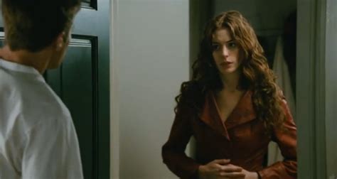 Love And Other Drugs Anne Hathaway Image 14965406 Fanpop