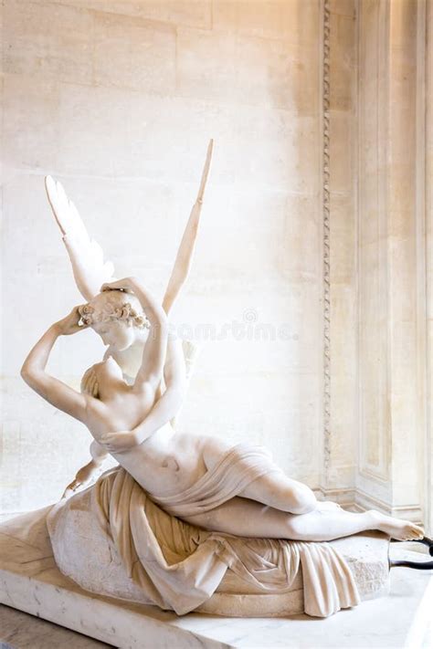Cupido De Mármore E Psique Da Escultura Por Antonio Canova Foto De