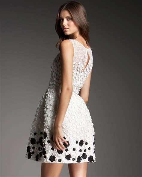 Lyst Oscar De La Renta Flower Embroidered Dance Dress In White