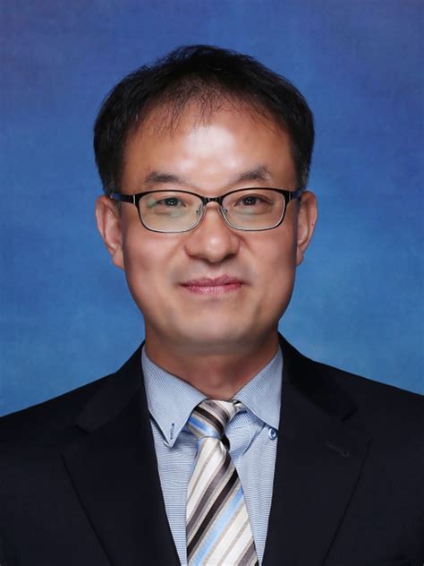 Professor Jeong Dae Yong In Inha University