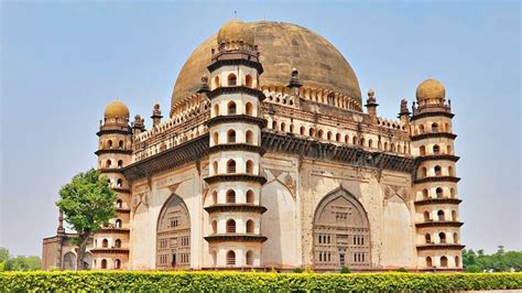 7 Historical Monuments Of Medieval India Dreamtrix
