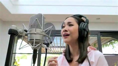 Bunga Citra Lestari Tampil Emosional Di Showcase Promo Single Anyar12 Tahun Terindah