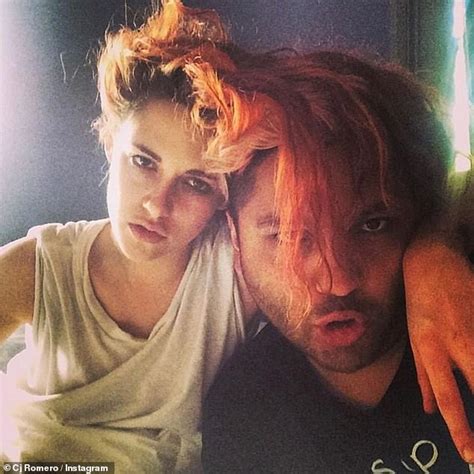 Kristen Stewart S Vibrant New Hair Color Unveiled Daily Mail Online