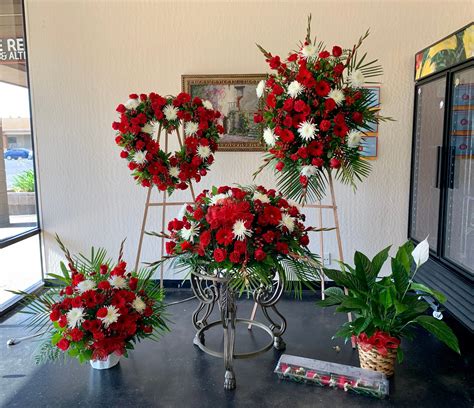Maybe you would like to learn more about one of these? Funeral Flowers Fresno Ca / Rustic Wreath Elegant Flowers ...