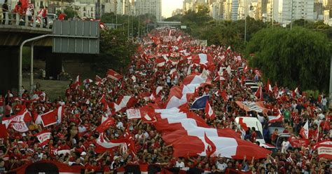 Independiente is currently on the 1 place in the torneo inicial table. Día del Hincha de Independiente - Independiente Unica Pasión