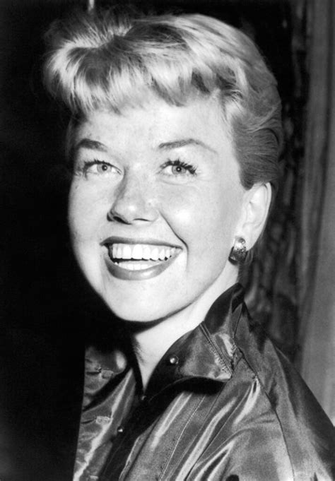 Legendary Actress And Singer Doris Day Dead At 97 The Associated Press