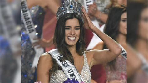 Video Hace Cinco A Os Paulina Vega Fue Coronada Como Miss Universo Minuto