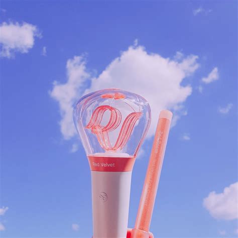 Recently, a number of fans circulated a design of their proposed light stick. Favorite Lightstick? | allkpop Forums
