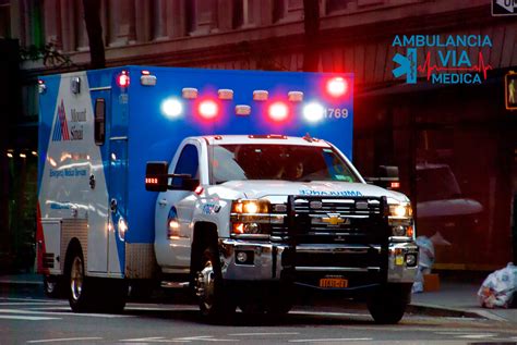 Servicios De Ambulancia Y Gps Ambulancias Vía Médica