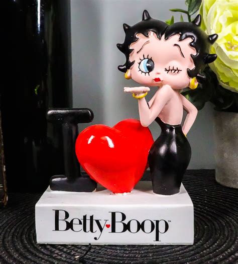 Blowing Kisses I Heart Love Betty Boop Word Art Sign Desktop Plaque