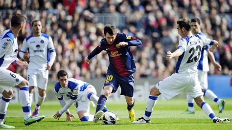 Lionel Messi Dribbling Lionel Messi Messi Fútbol
