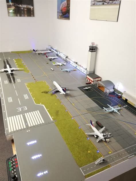 Airport Scale 1200 Model Airplanes Display Ho Scale Train Layout