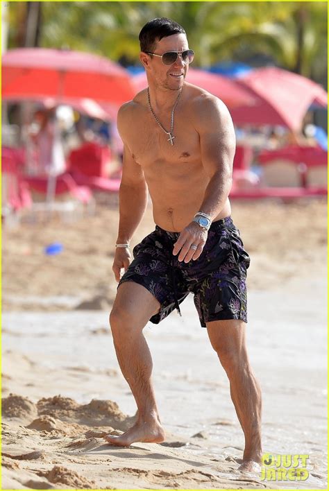 photo mark wahlberg shows off his hot bod with barbados beach dip 04 photo 4407918 just