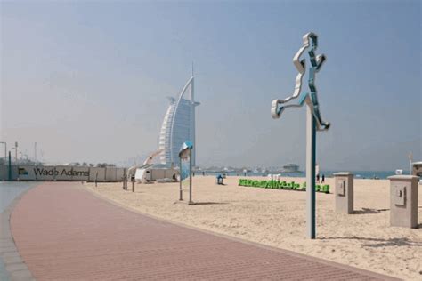 زيارة الشاطئ المفتوحأم سقيم دبي عطلات