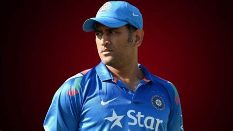 How To Meet Mahendra Singh Dhoni Personally And Face To Face