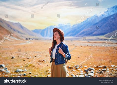 Georgia Girl Images Stock Photos And Vectors Shutterstock