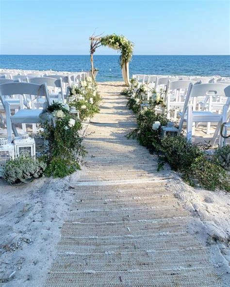 27 Breathtaking Beach Wedding Ceremony Ideas To Recreate In 2024