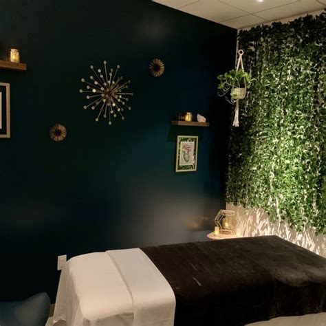 Massage Therapists In Clearwater Fl Salon Lofts In Clearwater Courtyard At Countryside