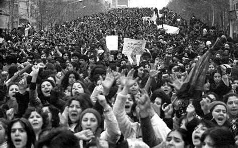 Iranian Women In Protest 1953 1978 2009