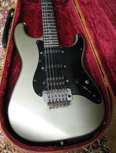 Fender Japan Stratocaster Contemporary 27 440 1985 Guitar
