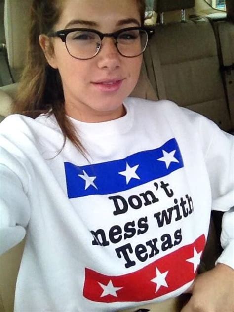 21 Reasons Why Texas Girls Are The Best Texas Girls Southern Girls Combat Medic Life Is