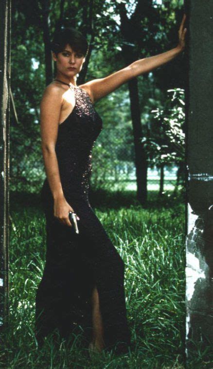 Carey Lowell Bond Girl Outfits James Bond Girls James Bond Women