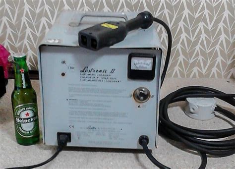 Lester Lestronic Ii 36 Volt Battery Charger For Golf Buggies Etc In